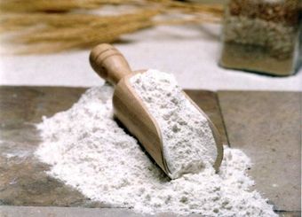 پس از سال‌ها فساد گسترده در صنعت آرد، مسیر قاچاق کور شد/ اعتراض کارخانجات شیرینی و ماکارونی به مسدود شدن مسیر توزیع آرد دولتی در بازار آزاد