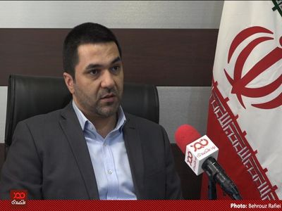 دولت زودتر تکلیف دلار ۴۲۰۰ تومانی را تعیین کند
