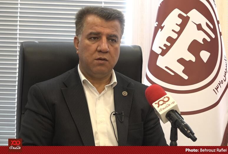 اصلاح نرخ آرد صنف و صنعت در جلوگیری از قاچاق و ایجاد رانت موثر است