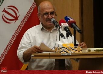 افزایش ۵۷ درصدی مزد ۱۴۰۱ حق جامعه کارگری است