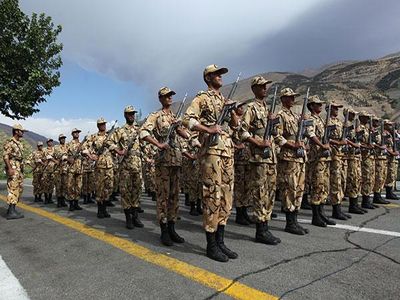 سربازان متاهل حداقل ۴ میلیون و ۱۰۰ هزار تومان حقوق می‌گیرند
