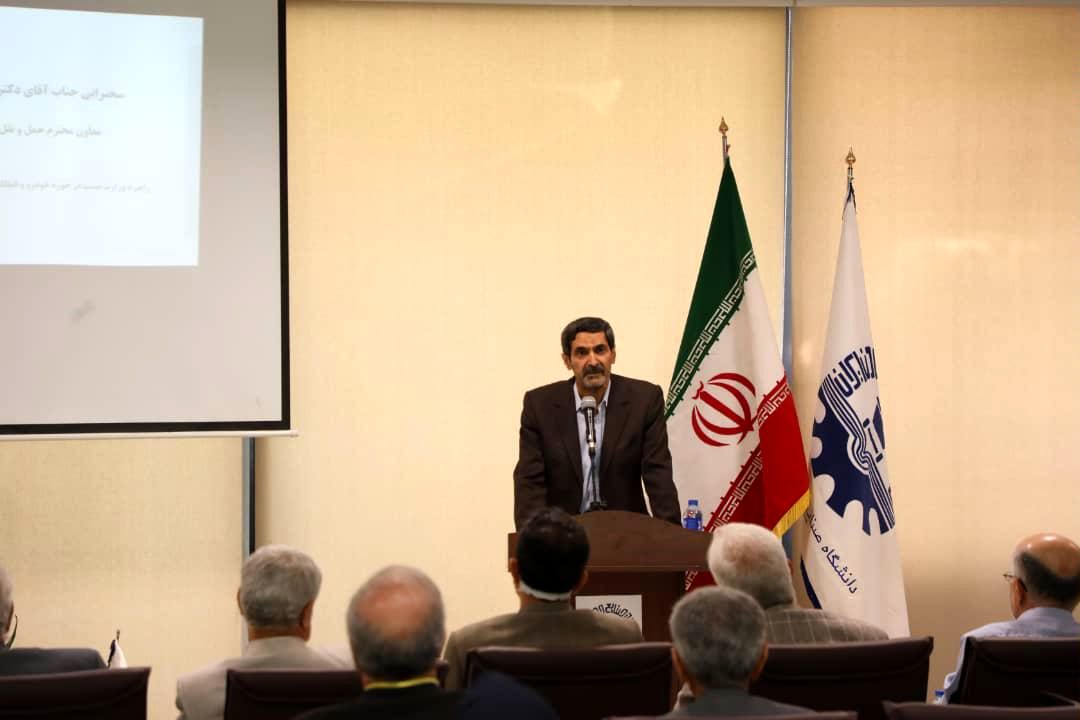 تغییر روندها در صنعت خودرو به‌سوی شخصی‌سازی پیش می‌رود/ تولید هر خودرو 1.7 شغل ایجاد می کند