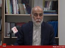 دست مردم برای خرید کالاهای اساسی کوتاه شده، راهی بجز کوپن دادن در این شرایط نداریم