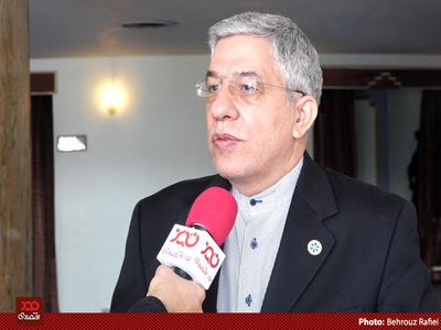 نبود رایزن بازرگانی در کشورهای هدف صادراتی به دلیل عدم وجود وزارت بازرگانی است