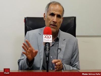 ایجاد وزارت بازرگانی برای مبارزه با گران فروشی اشتباهی استراتژیک و خطایی نابخشودنی است
