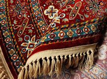  کاهش ۶۴ درصدی صادرات فرش و صنایع دستی ایران در ۱۵ سال اخیر