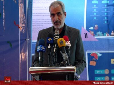 بعضی روزها در این یک سال احساس می‌کردیم دیگر نمی‌توانیم ماه بعد حقوق کارمندان را بدهیم، یعنی اوضاع در این حد بد بود