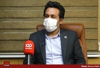 مدیران بازنشسته و دارای ارتباط آموزش و پرورش وارد حوزه روپوش مدارس شده‌اند و تولیدکنندگان را مزدی‌دوز خودشان کرده‌اند!