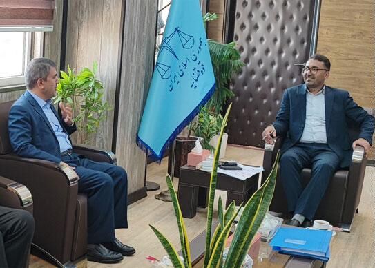 هدایت منابع بانکی به سمت تولید و اشتغال ماموریت مهم بانک صادرات ایران است