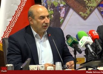 ۱۲ درصد از کل جمعیت کشور زنان روستایی و عشایری هستند که ۶۰ درصد آن‌ها جمعیت فعال بالای ۱۸ سال هستند