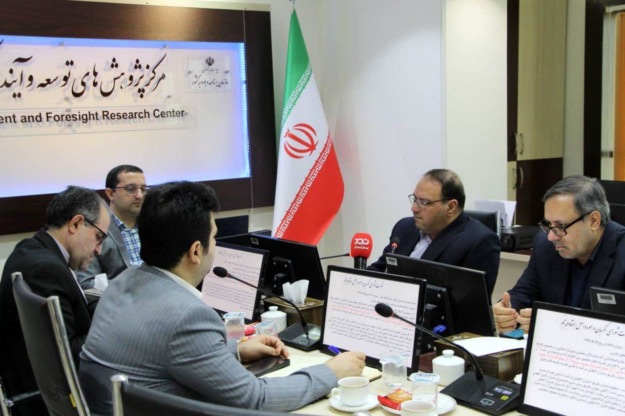بزرگی دولت و نگاه بخشی نمایندگان مجلس دو عامل بازدارنده تدوین بودجه کارآمد است