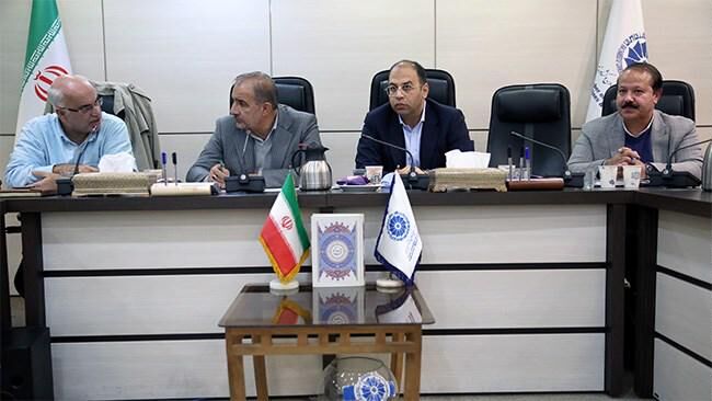 وضعیت صادرات خشکبار در مجلس بررسی می‌شود