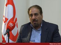 روش و سیاست جدید بانک مرکزی که به کمک بازار آزاد و صرافی‌ها طراحی شده است، بزودی قیمت دلار را نزولی و در یک قیمت، تثبیت خواهد کرد