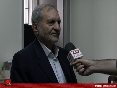 پایتان را از گلوی صنعت برق تجدید پذیر بردارید/ می‌توان برق خانگی را مجانی کرد