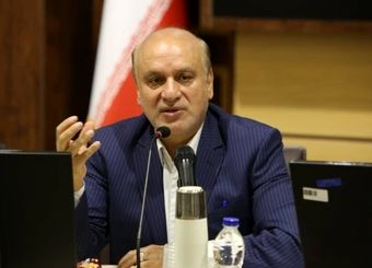 ظرفیت تولید سه میلیون تن گوشت مرغ، یک میلیون و ۲۰۰ هزار تن گوشت قرمز و یک میلیون و ۴۰۰ هزار تن تخم مرغ کشور فقط با صادرات سرپا می‌ماند