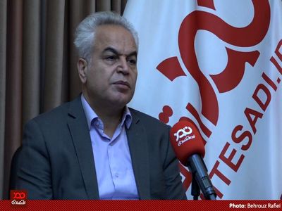 متاسفانه شرکت راه‌آهن اجازه حضور بخش خصوصی را نمی‌دهد