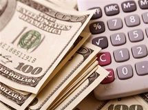 شروع سیاست های جدید بانک مرکزی عامل اصلی ریزش نرخ دلار طی ۲ هفته گذشته/ چرا گروسی عامل افت قیمت دلار نیست؟