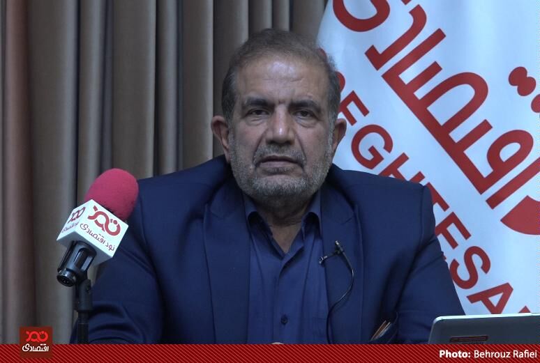 گرانی دلار در یک و نیم ماه گذشته به خواست دولت انجام شد