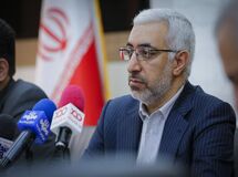  در ۶-۵ سال گذشته چون تحقیق و توسعه در صنعت خودروسازی را تعطیل کرده بودند، حتی نتوانستند چراغ خودرو تولید کنند!