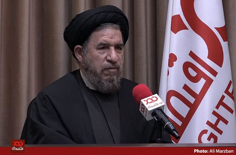 معاونین فاطمی امین همه پاکدست هستند و با مافیای فساد مقابله می‌کنند