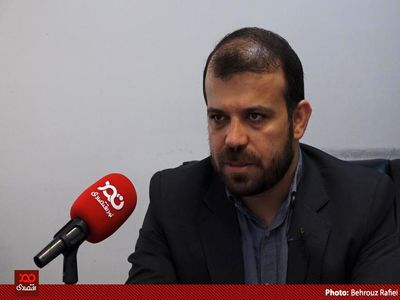 به زودی مجبوریم کیش، قشم و خوزستان را بفروشیم تا بتوانیم حقوق بازنشستگان را بدهیم
