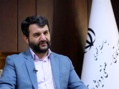 به رغم هیاهوی آمریکا و اروپا، پارسال ۵۳ میلیارد دلار صادرات غیرنفتی داشتیم