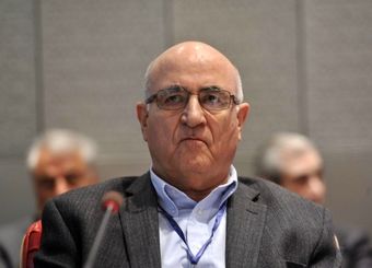 گاهی اوقات با عباراتی مثل "جایگزین واردات" می‌خواهند جنس بنجل تولید کنند