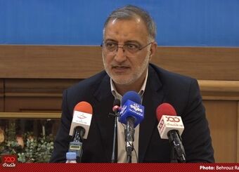 من در مدیریت شهری مشغول رکورد زدن هستم