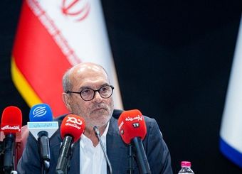 ۳۰ میلیون نفر که ۱۵ میلیونشان دانش‌آموز هستند به شیر یارانه‌ای نیاز دارند ولی تامین نمی‌شود