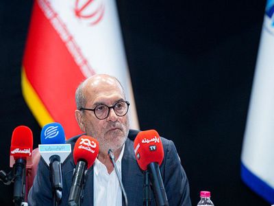 ۳۰ میلیون نفر که ۱۵ میلیونشان دانش‌آموز هستند به شیر یارانه‌ای نیاز دارند ولی تامین نمی‌شود