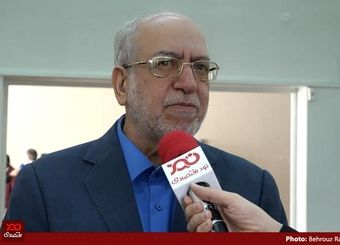 چرا با هر مشکلی در بازار داخل جلوی صادرات را می‌گیرید؟