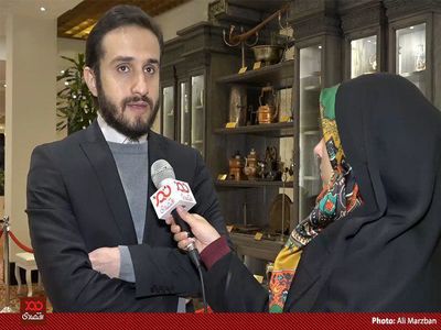 اگر توافق موقتی بین ایران و آمریکا انجام شود، قیمت دلار به ۳۰ هزار تومان می‌رسد