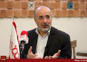 مردم نگرانند که به زودی تبدیل به عمله کشورهای همسایه شویم