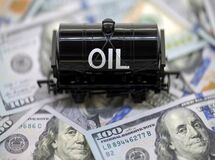 تاثیر تحولات بازار نفت بر کاهش قیمت دلار/ چرا از داده‌های بازار نفت باید انتظار کاهش قیمت ارز را داشت؟ + نمودار
