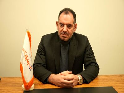در کشور ۲۲ بانک و ۳۵۰ صرافی تضامنی داریم که از ظرفیت آنها برای انتقال ارز استفاده نمی‌کنیم