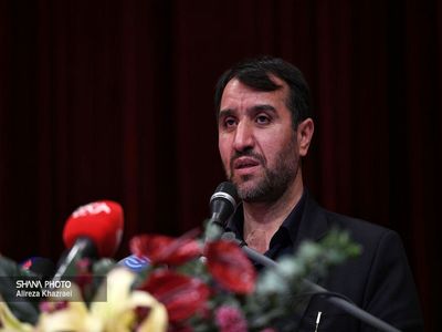 تا ۶ سال آینده تمامی ماشین‌آلات صنعت پتروشیمی باید از داخل تامین شود/ واردات کاتالیست به زودی ممنوع می‌شود