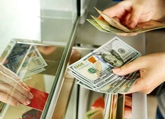 نقطه بازگشت دلار / بالا و پایین دلار خریداری ندارد