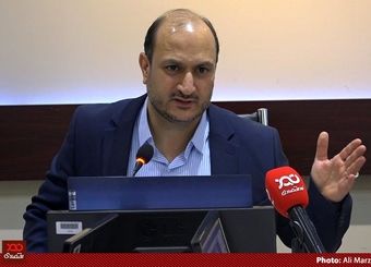 یکی از دلایل موفقیت یکسال اخیر بانک مرکزی در مدیریت نرخ ارز، تعامل با همسایگان بود