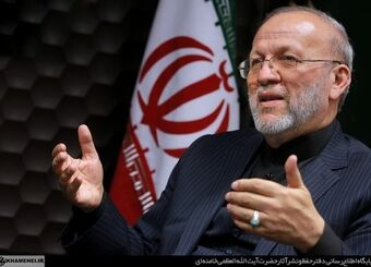 قطع روابط با عربستان بازی در زمین دیگران است و به صلاح نیست