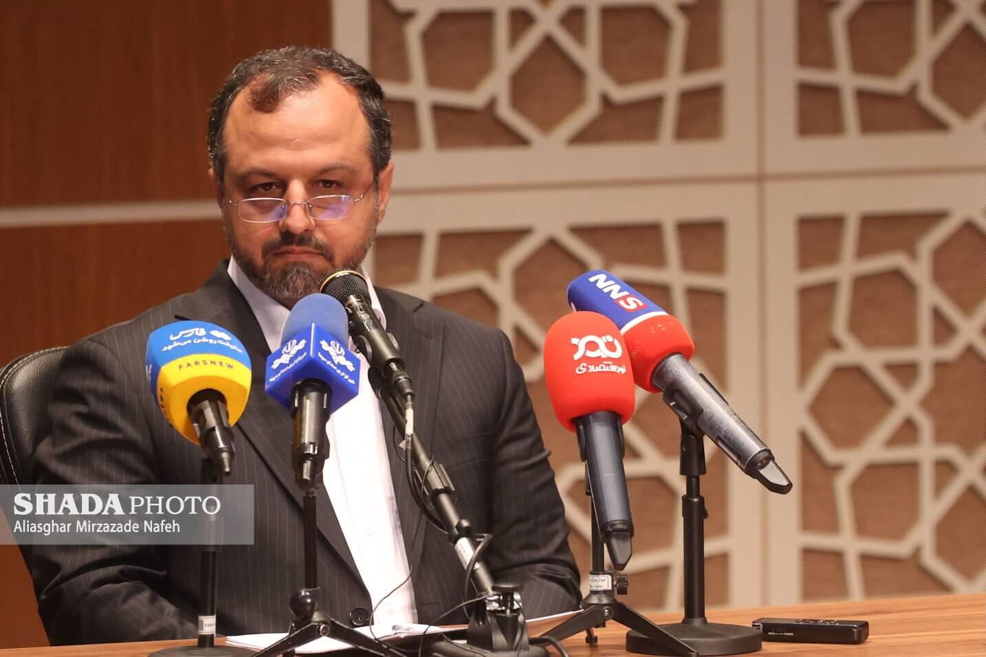 والدین متولدین 1401 برای ثبت نام سهام عدالت نوزادان اقدام کنند