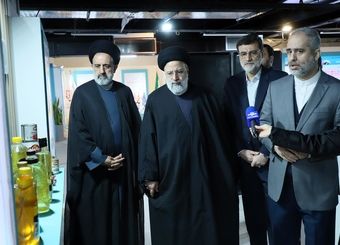 آیت الله رئیسی در افتتاحیه نمایشگاه روایت خدمت