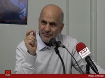 اگر دستمزد کارگران را مثل آدم بالا ببرند مشکل قیمت تمام شده کالا حل شده و جلوی قاچاق گرفته می‌شود