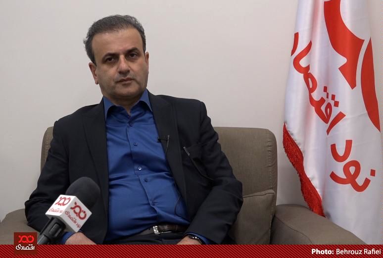 رشد چند هفته پیش قیمت دلار به علت نگرانی مردم از افزایش انتظارات تورمی رخ داده بود/ کشور مازاد ارزی دارد