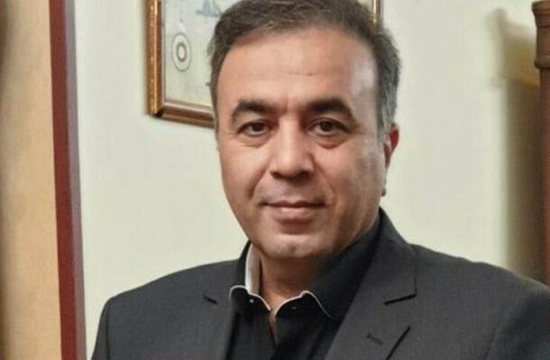 آقای همتی به خاطر منافع سیاسی با اعتبار نهاد پولی کشور بازی نکنید/ یادتان نیست که خودتان دستور انتشار نقدینگی دادید؟