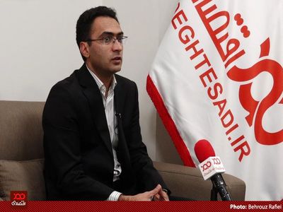 سیاست بانک مرکزی امتداد سیاست تثبیت بود تا مردم با تلاطمات رو به رو نشوند
