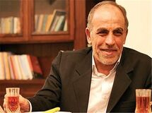 رئیس ستاد پزشکیان: افزایش قیمت بنزین را با آرامش جا می‌اندازیم