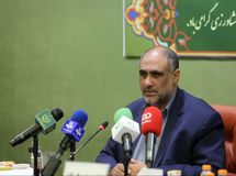 به اندازه چهار ماه کنجاله و سویا دپو کردیم و اگر وارد هم نکنیم مشکلی نداریم