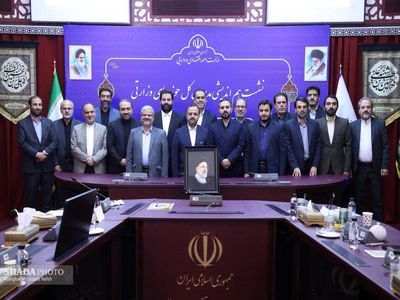 نشست هم‌اندیشی مدیران کل حوزه وزارتی وزارت‌خانه‌ها با حضور وزیر اقتصاد به میزبانی وزارت اقتصاد برگزار شد