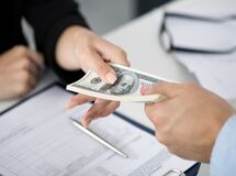 تکلیف وام 400میلیونی بدون ضامن مشخص شد/ واکنش یک مقام مسئول

