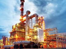 برنامه‌ریزی برای جذب سرمایه‌گذاری داخلی و خارجی در صنعت پتروشیمی